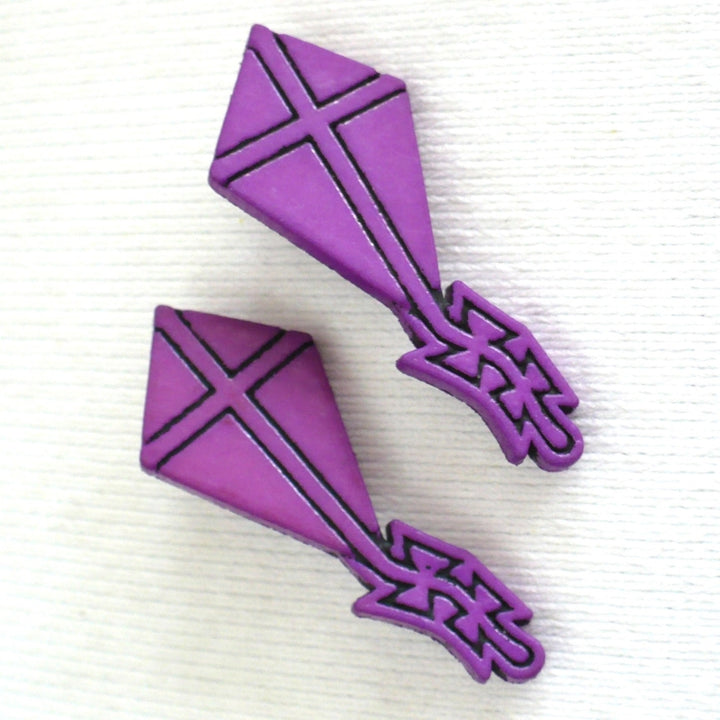 64L Purple Kites Buttons