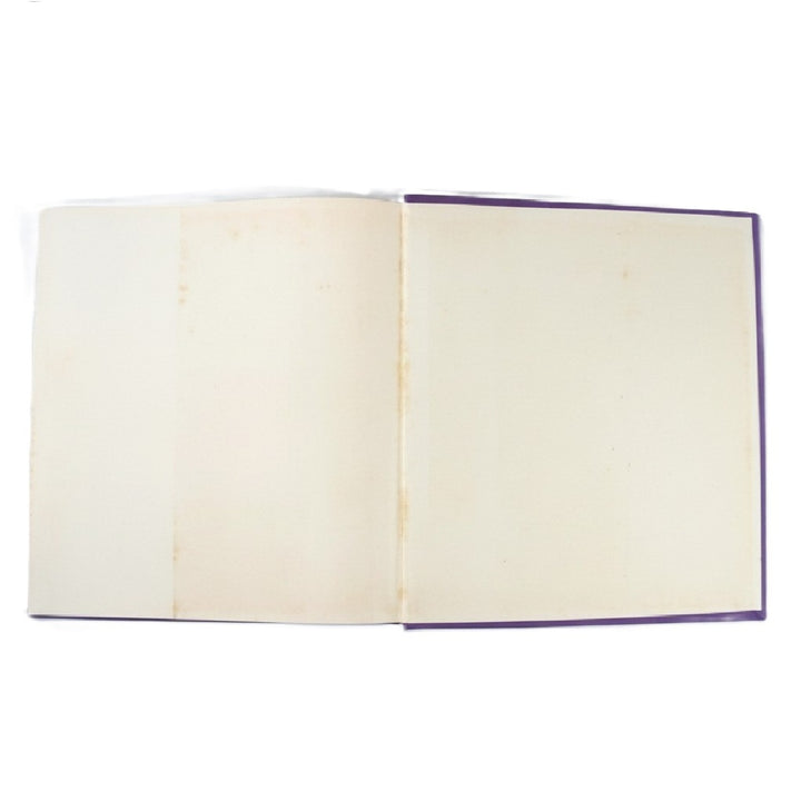 Book titled 'La Femme dans la Peinture Orientaliste'.