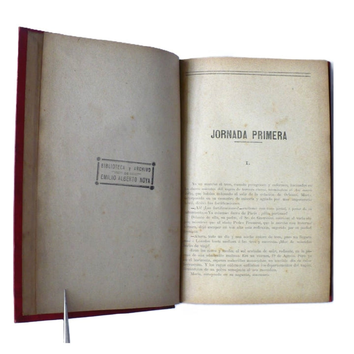 Lourdes by Emilio Zola, Spanish Edition, 1894.