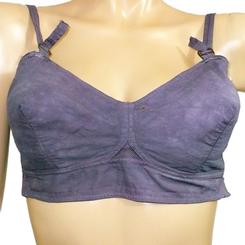 1940s Poke Your Eye Out 30C Vintage Bra Brassiere.