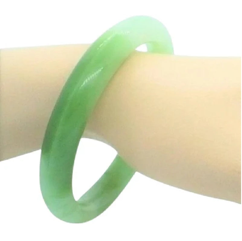 Bracelet.