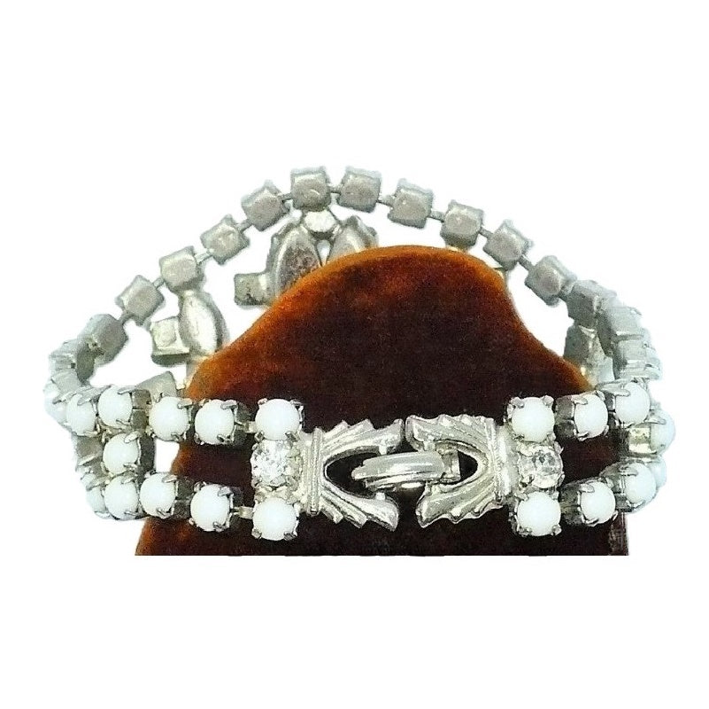  Milk Glass Cocktail Bracelet clasp.