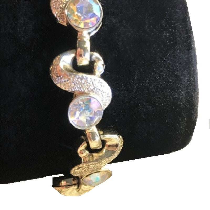 1950s Mid Century Vintage Aurora Borealis Crystal Bracelet enlarged image of links.