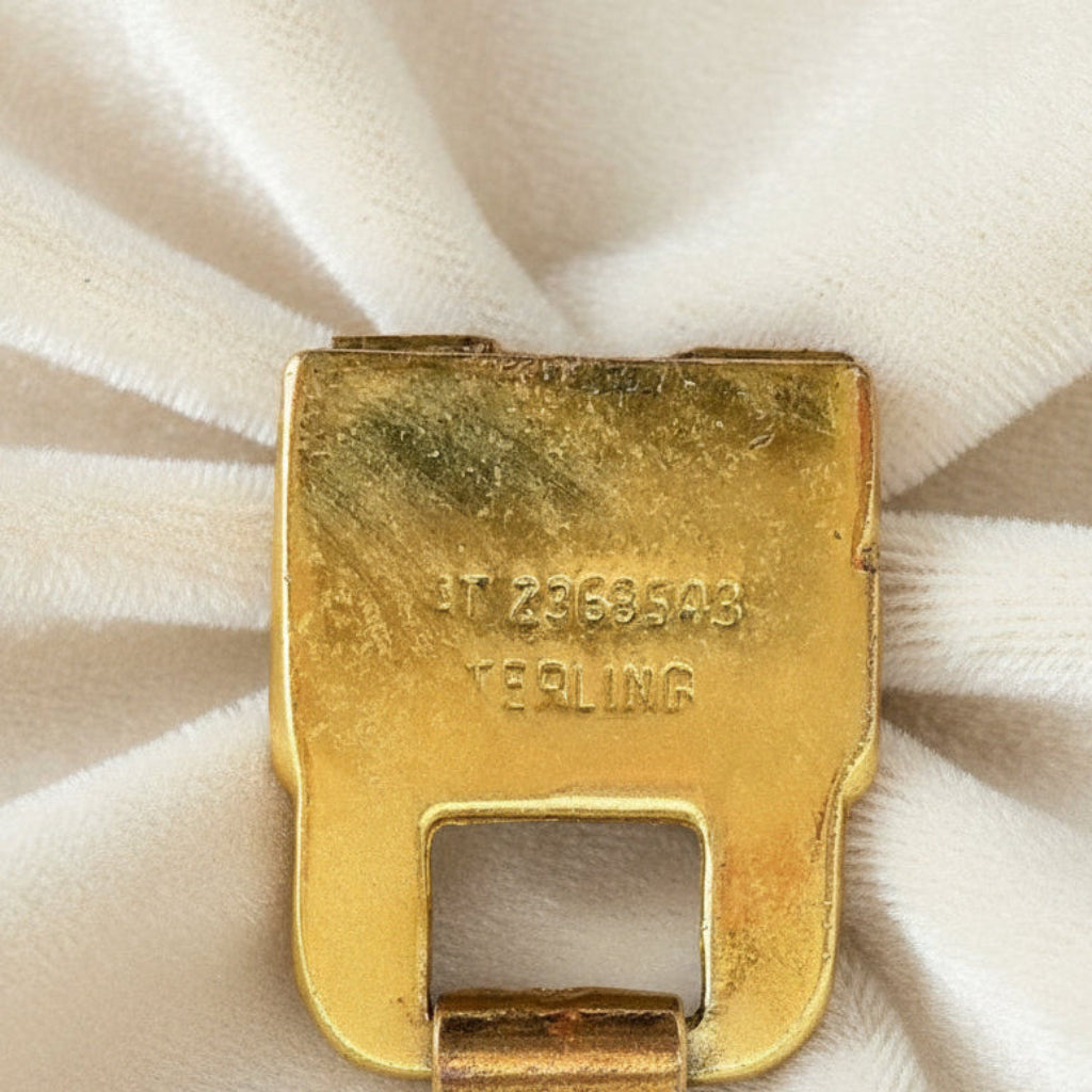 1950s Vintage Post War Gold Vermeil Blooming Flowers Link Bracelet  clasp hallmarks with velvet background.