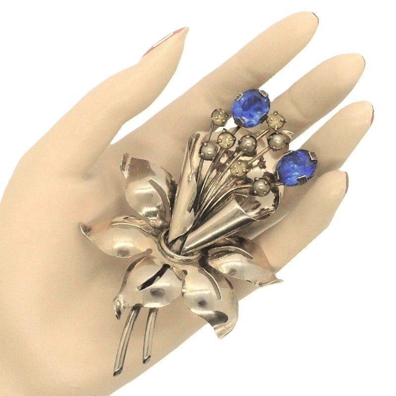 Brooch.
