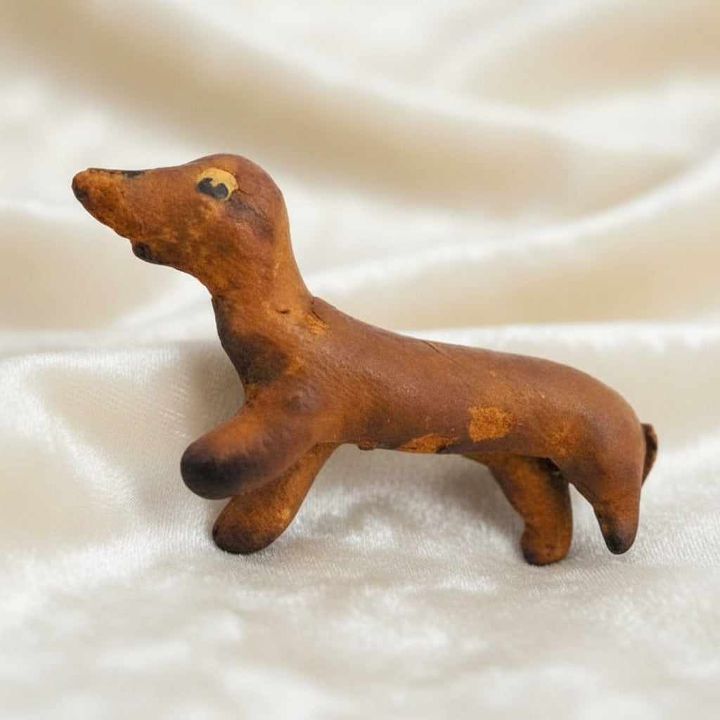 1930s Great Depression Era Folk Art Dachshund Dog Pin Brooch.