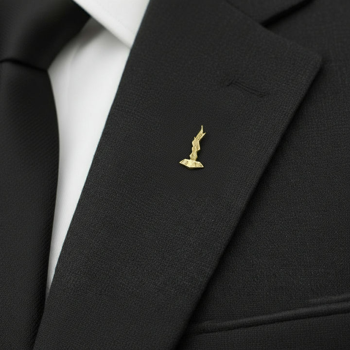 1980s Vintage JCCA Eternal Flame Judaica 10k Gold Lapel Pin.