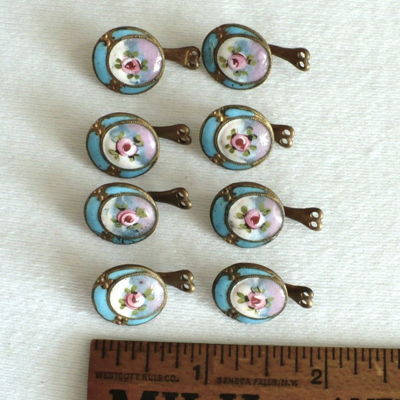 26L Enamel Skirt Lift Buttons