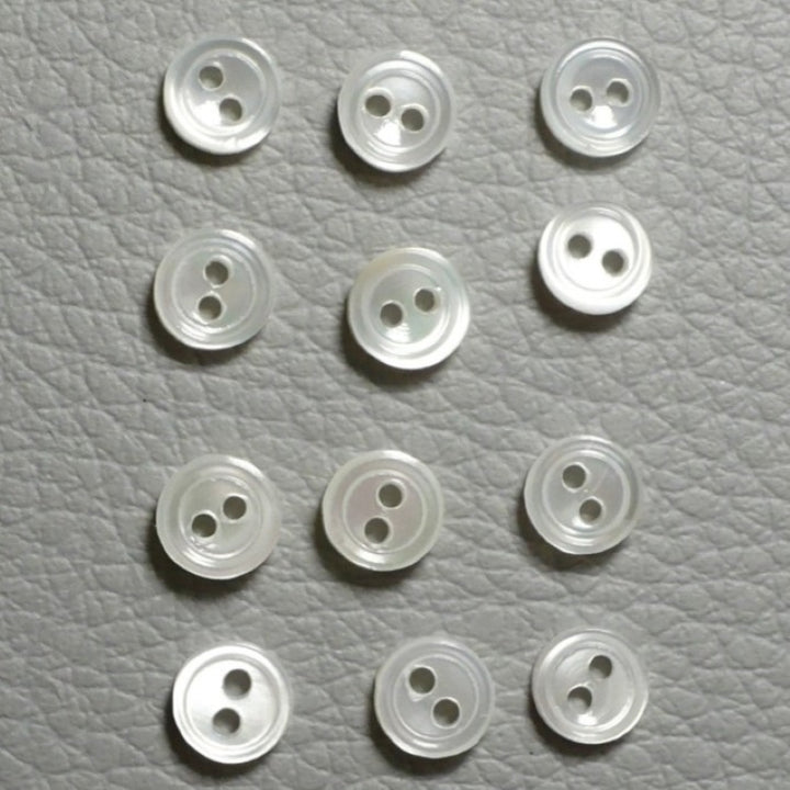 7L Two Hole Flat Pearl Shell Diminutive Buttons