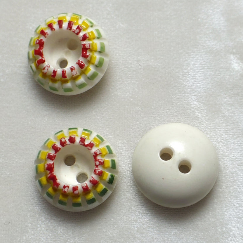 20L Set of Sixteen Colorful Ball Plastic  Buttons, 1/2".