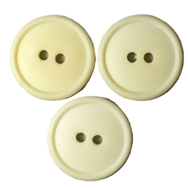 29L Vanilla White Casein Two Hole Buttons