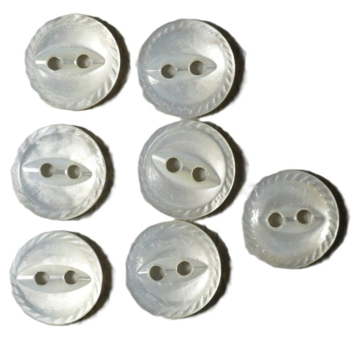 11L Fish Eye Two Hole Fancy Pearl Shell Dimi Buttons