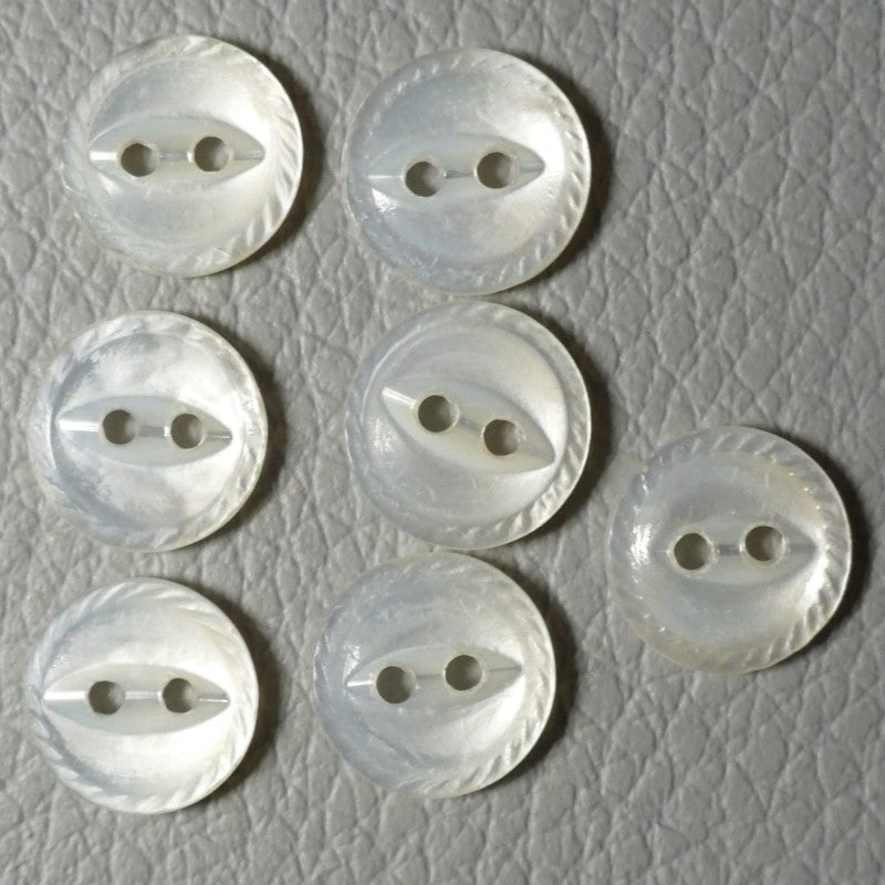 11L Fish Eye Two Hole Fancy Pearl Shell Dimi Buttons