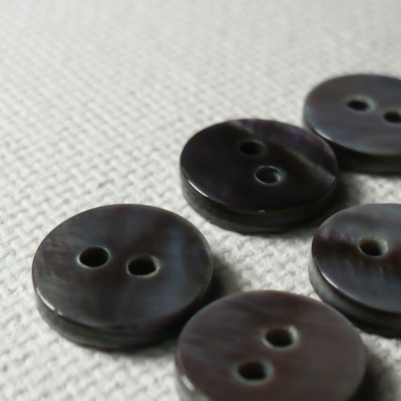 14L 1940s-1950s Two-Hole Grey Trochas Shell Buttons 3/8 Inches Set of 6