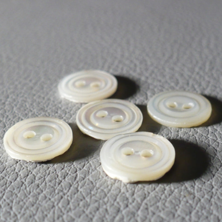 17L 1930s-1950s Trochus Shell Two-Hole Buttons 7/16 Inches Set of 5
