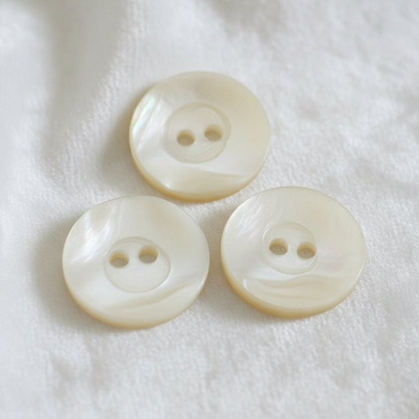 32L Set of Three Two Hole Organic Shell Buttons, 3/4".