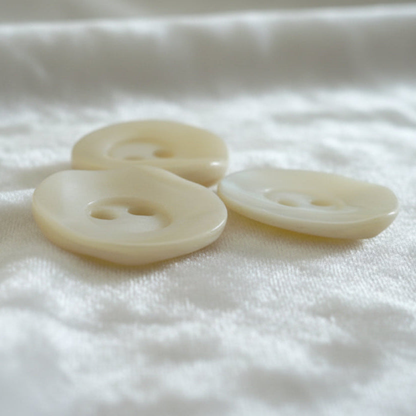 32L Set of Three Two Hole Organic Shell Buttons, 3/4".