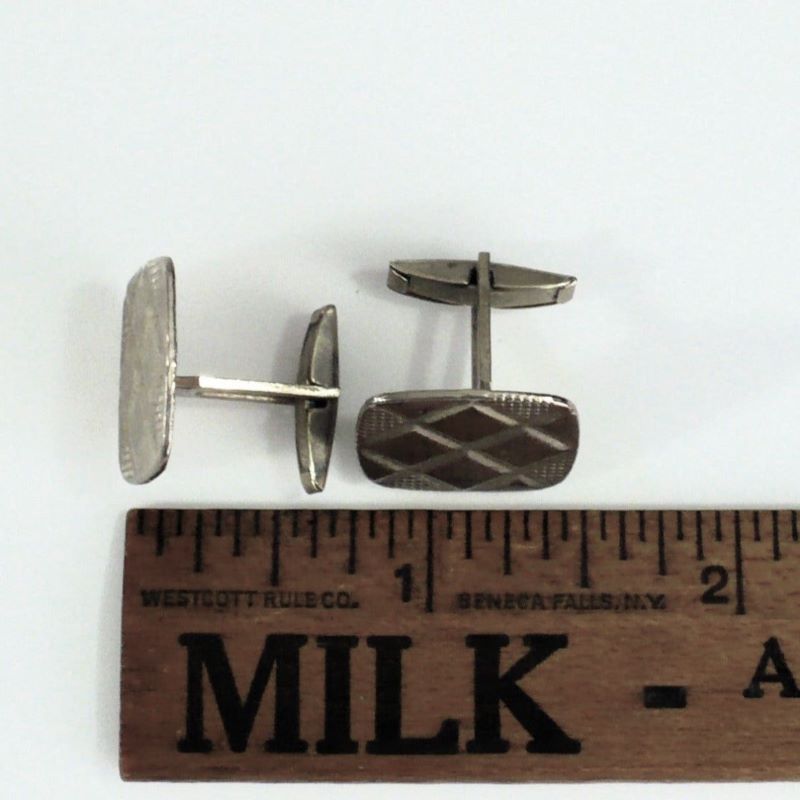 Cufflinks.
