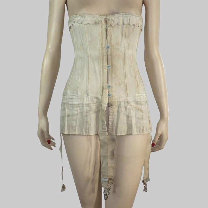 Mannequin wearing an Edwardian corset.