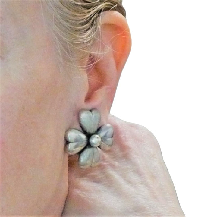 Earrings.