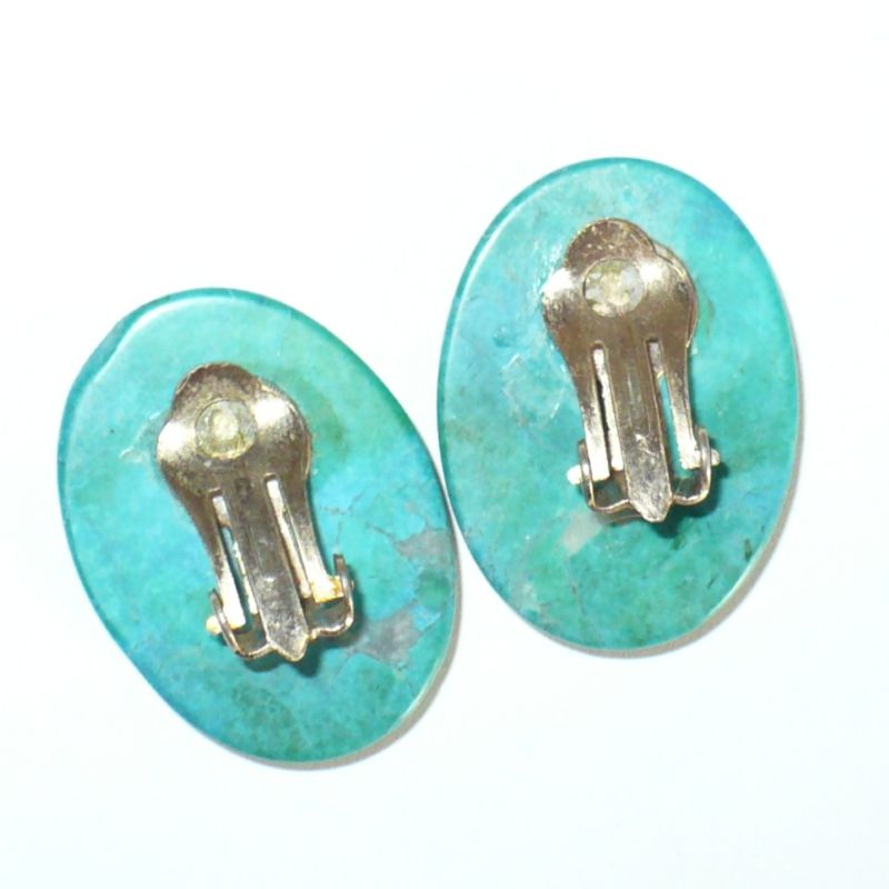 Earrings.
