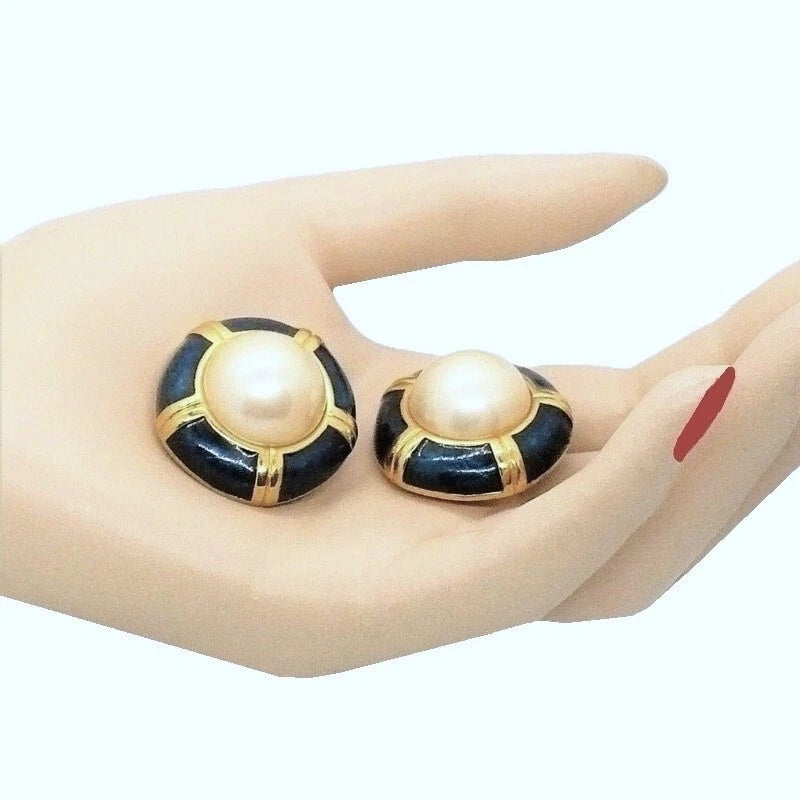 1980 Vintage Yacht Club Clip-on Earrings, Pearl with Blue and Gold-tone.