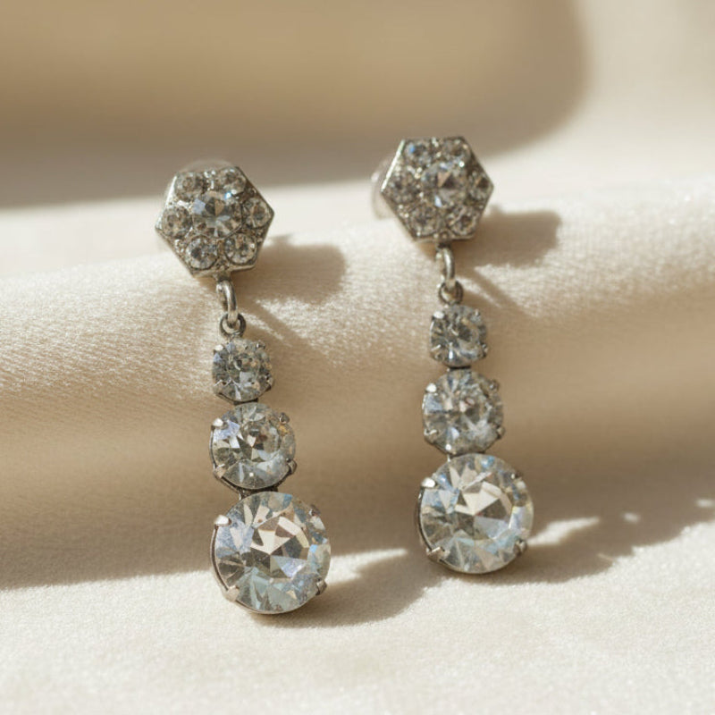 1950s Vintage Gatsby Party Rhinestone Dangling Drop Earrings .