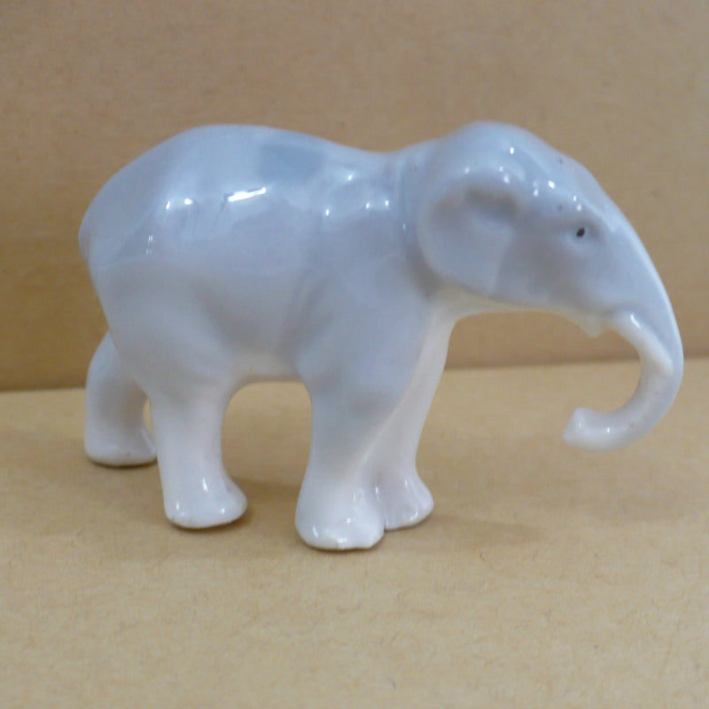 1930s Vintage Small Elephant Figurine by Pfeffer German Porcelain.
