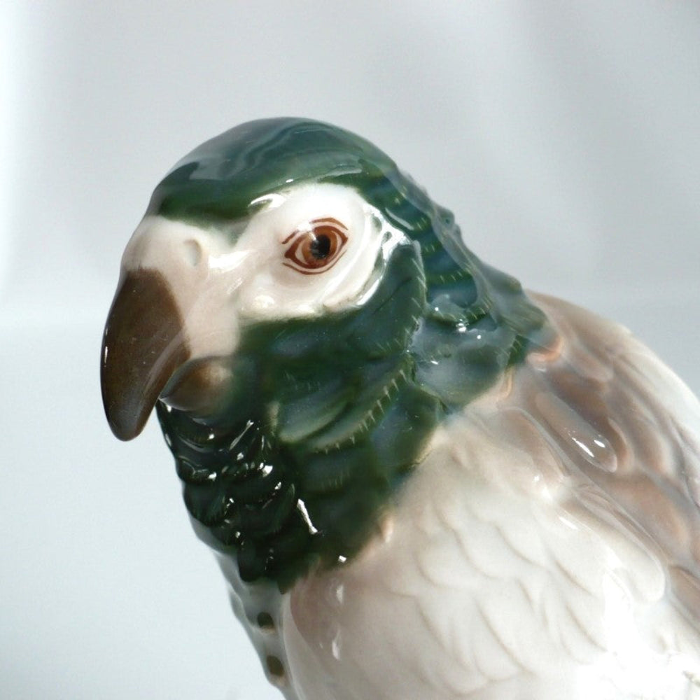 1919 Porcelain Parrot by Moldenhauer for Rosenthal Figurine.