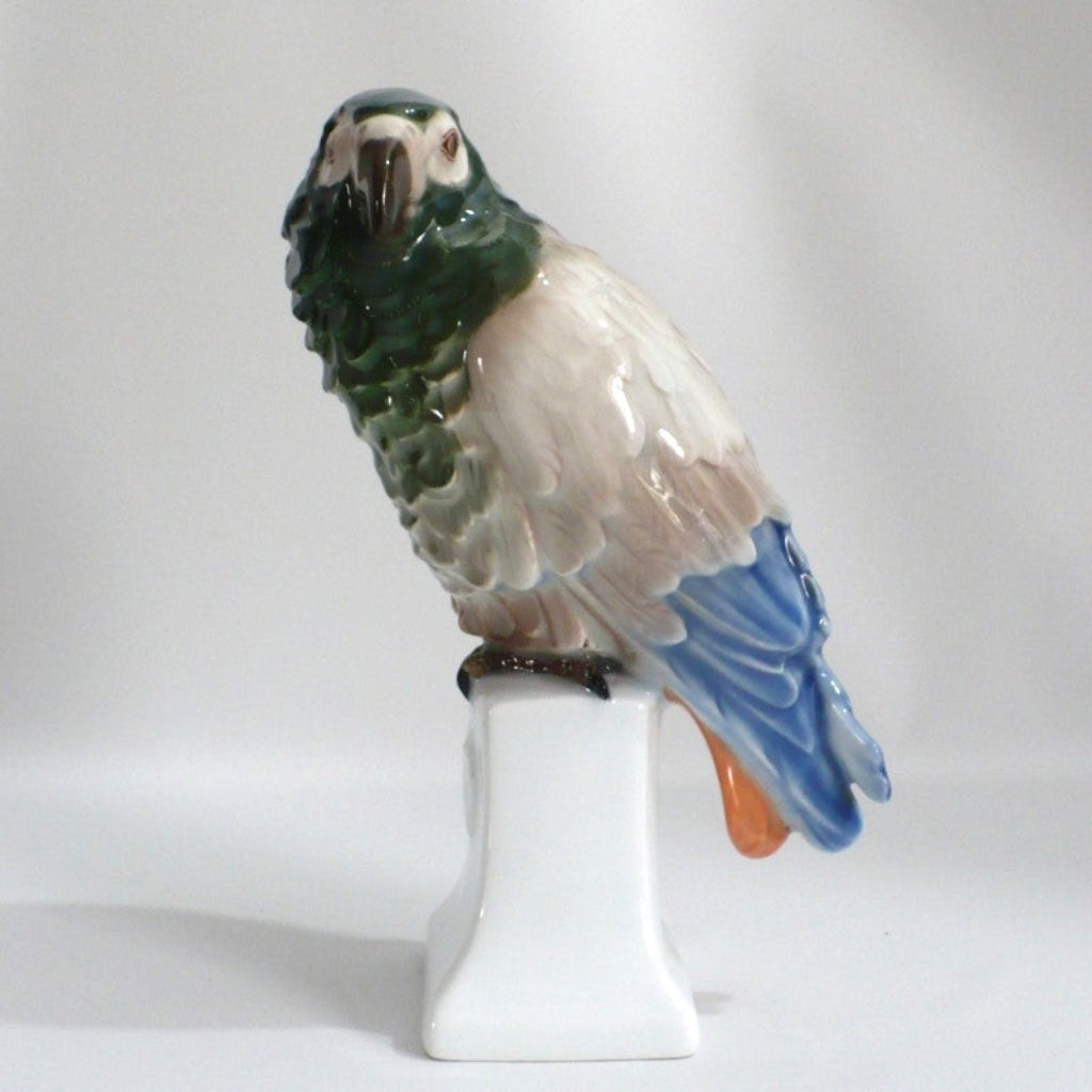 1919 Porcelain Parrot by Moldenhauer for Rosenthal Figurine.