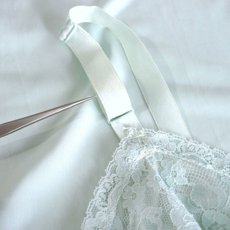 1960s Vintage Mint Green Lace Medium Vintage Full Slip.