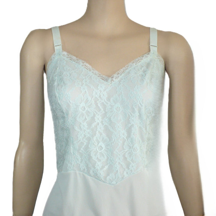1960s Vintage Mint Green Lace Medium Vintage Full Slip.
