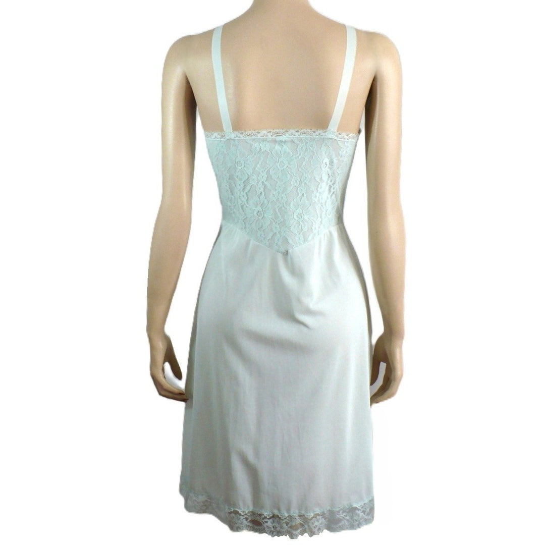 1960s Vintage Mint Green Lace Medium Vintage Full Slip.