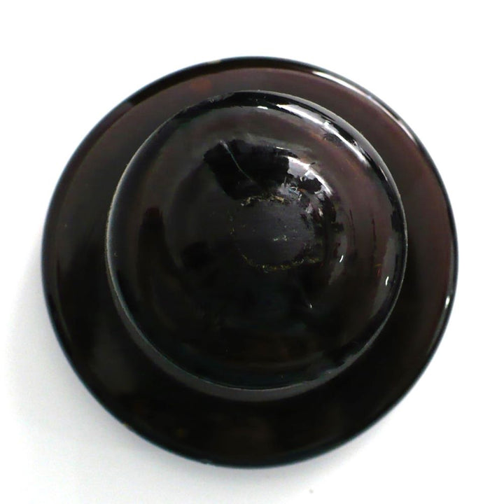 enlarged image shows punt mark on the glass stopper.