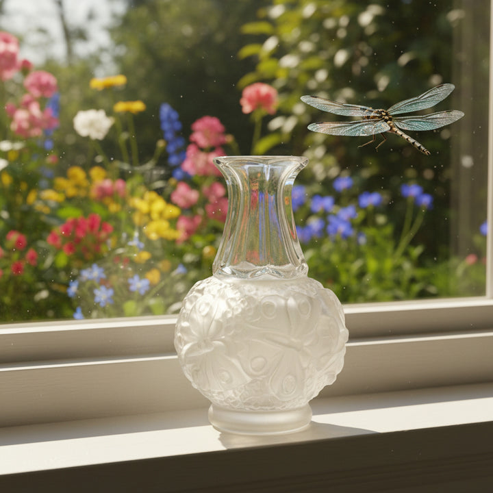 1930 Schlevogt & Hoffmann Dragonfly Cabinet Vase