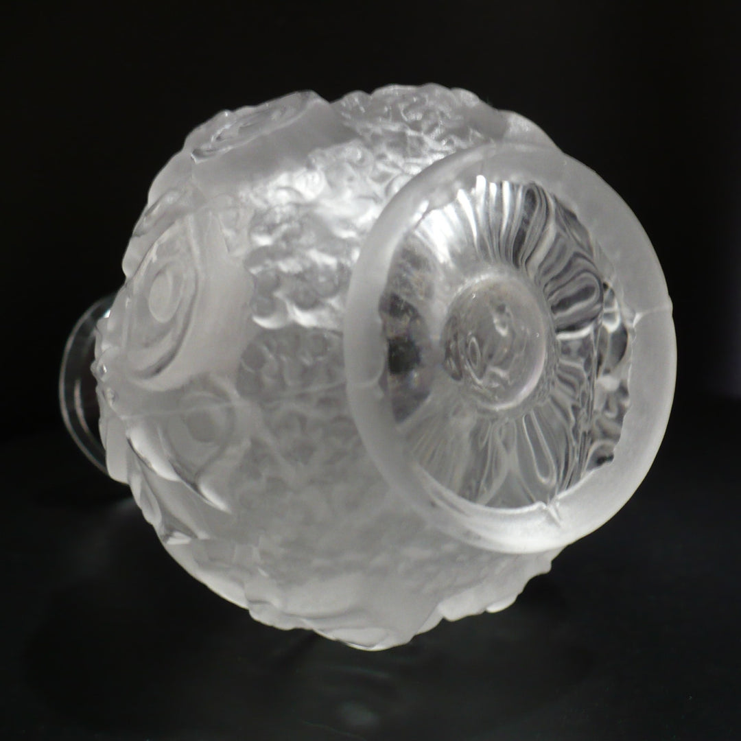 Rare 1930s Bohemian Art Deco Clear & Frosted Dragonfly Vase by Hoffmann & Schlevogt.