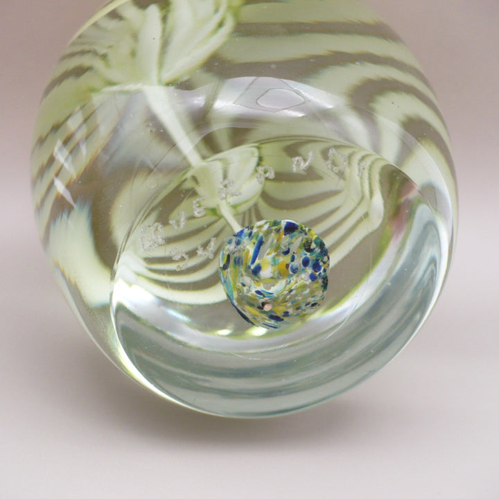 Close-up view of base straight on, 1960s Cristaleria Querandi Paperweight.