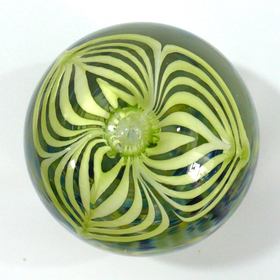 Cristaleria Querandi SA Annagelb Flower Paperweight Argentina.