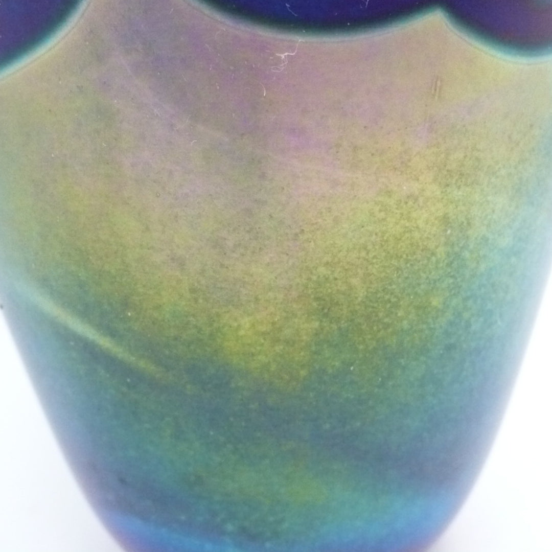 Small Peacock Aurene Pulled Feather Cabinet Vase, Unsigned Studio Glass.