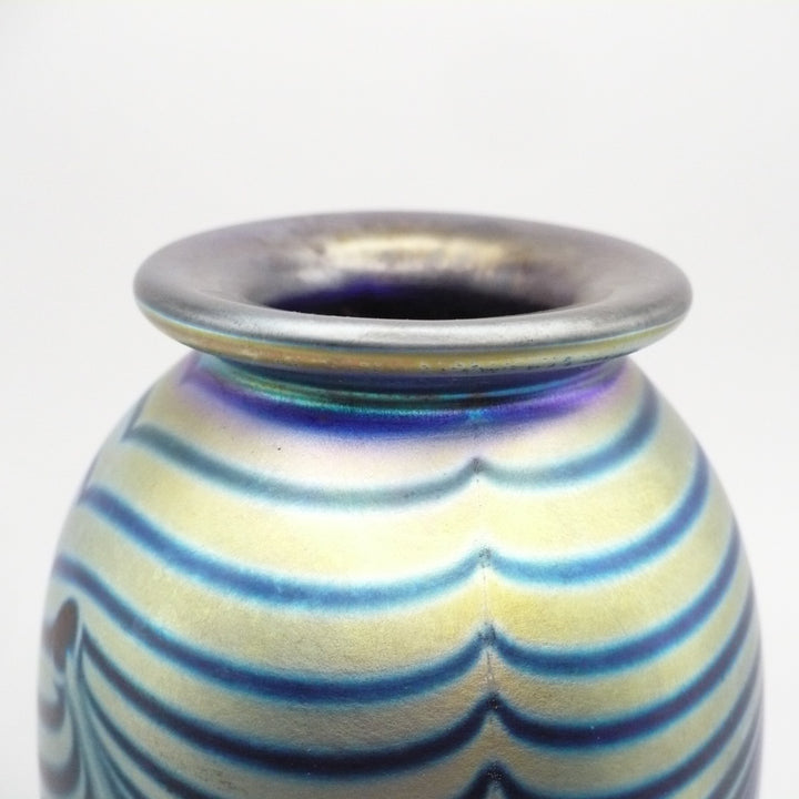 Small Peacock Aurene Pulled Feather Cabinet Vase, Unsigned Studio Glass.