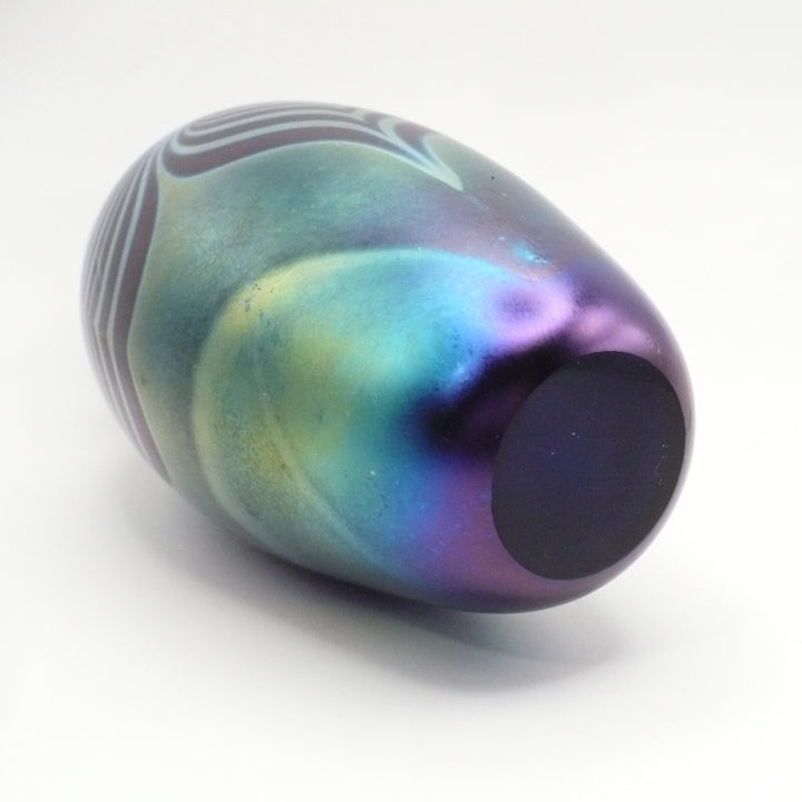 Small Peacock Aurene Pulled Feather Cabinet Vase, Unsigned Studio Glass.