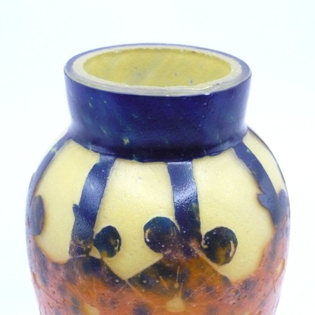 1922-1925 Le Verre Français Mirettes Cabinet Vase, Tricolor Cane.
