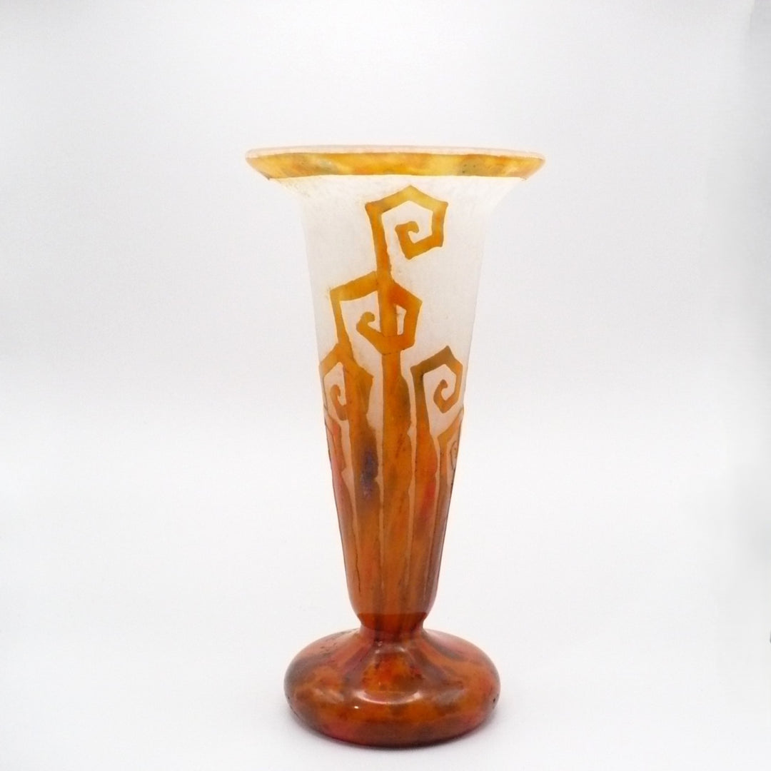 1927 Le Verre Francais Fougères Table Vase, As Is.