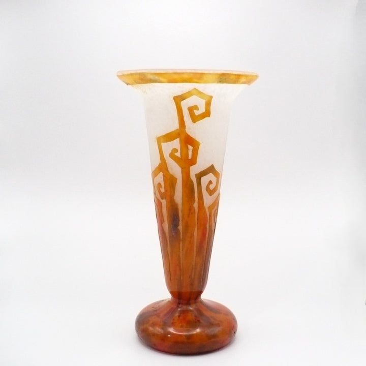 1927 Le Verre Francais Fougères Table Vase, As Is.