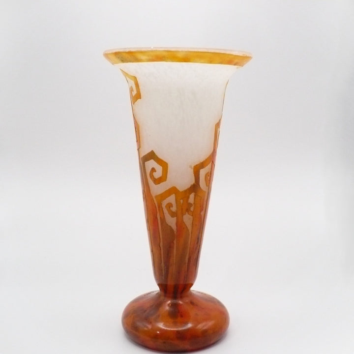 1927 Le Verre Francais Fougères Table Vase, As Is.