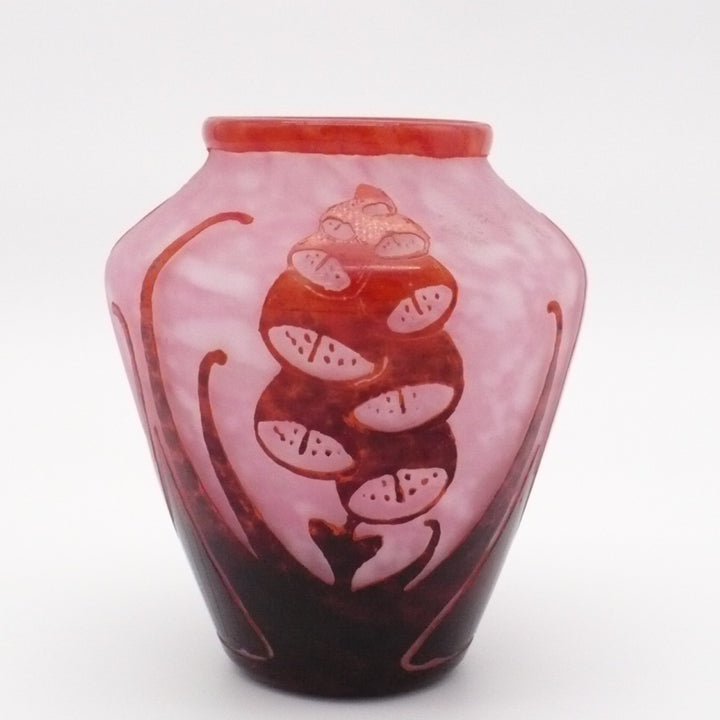 Le Verre Français Digitale Schneider Art Deco Foxglove Table Vase.