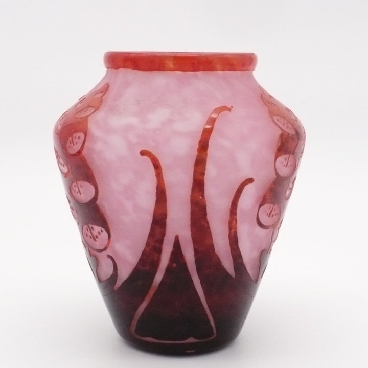 Le Verre Français Digitale Schneider Art Deco Foxglove Table Vase.