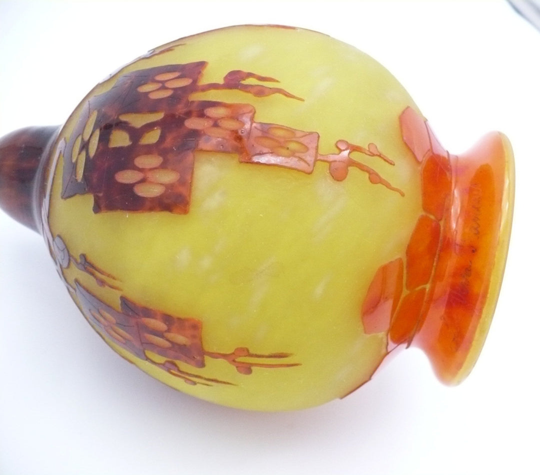 1923-26 Le Verre Français Veilleuse, Frenes Night Light, As Is.