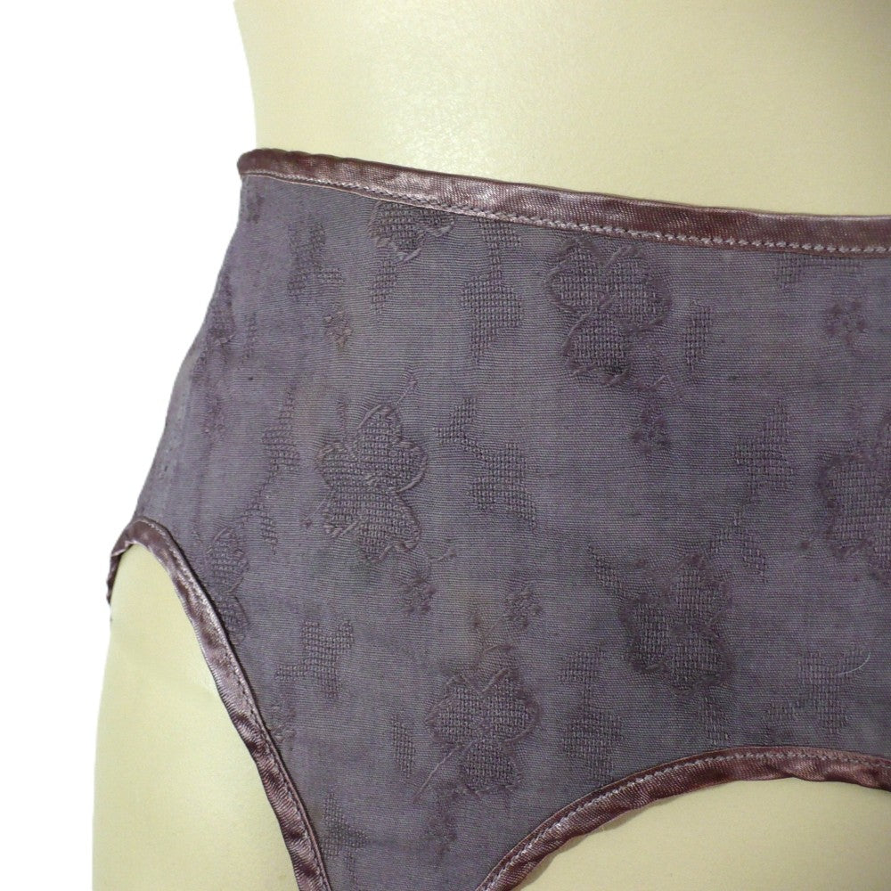 1940s Vintage Wartime Wonder Garter Belt XS, Embroidered Clovers, front view closeup.