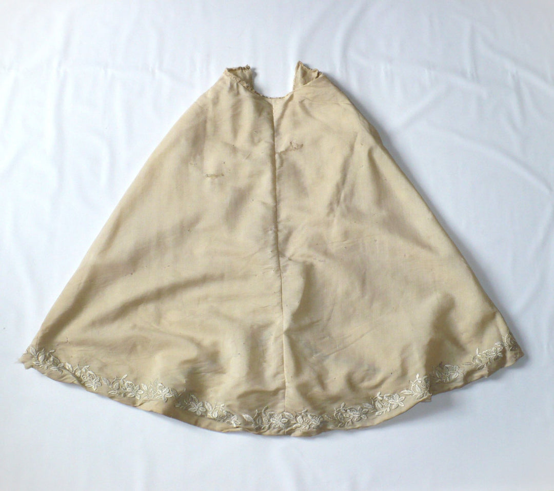 Victorian Girl's Embroidered Capelet.
